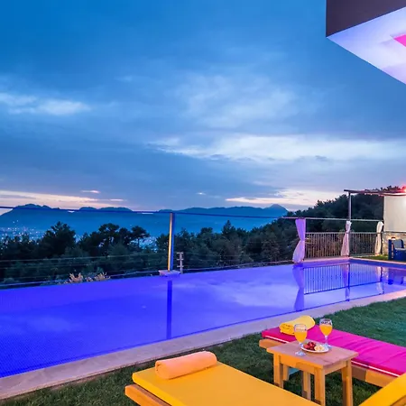 Ay Isigi Kalkan Villa