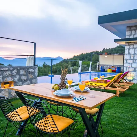 Villa Ay Isigi Kalkan *