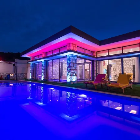 Ay Isigi Kalkan * Каш